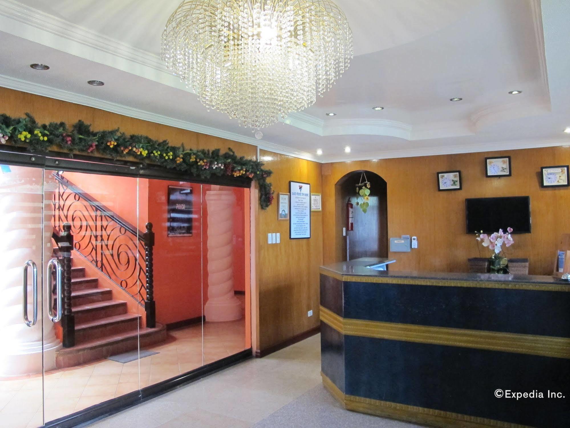 Marco Vincent Dive Resort Puerto Galera Exterior photo